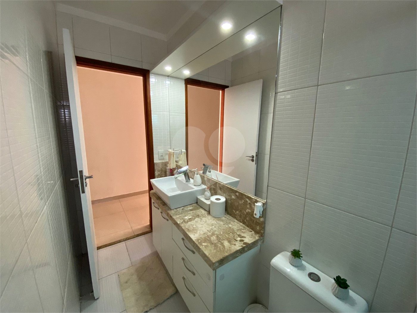 Casa à venda com 2 quartos, sendo 1 suíte, em Parque Edu Chaves, São Paulo, SP