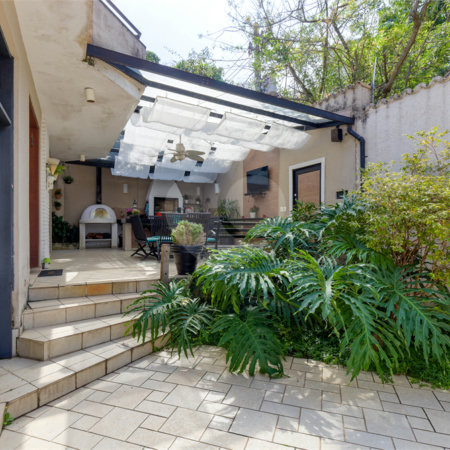 Casa à venda com 3 quartos, sendo 1 suíte, em Brooklin, São Paulo, SP