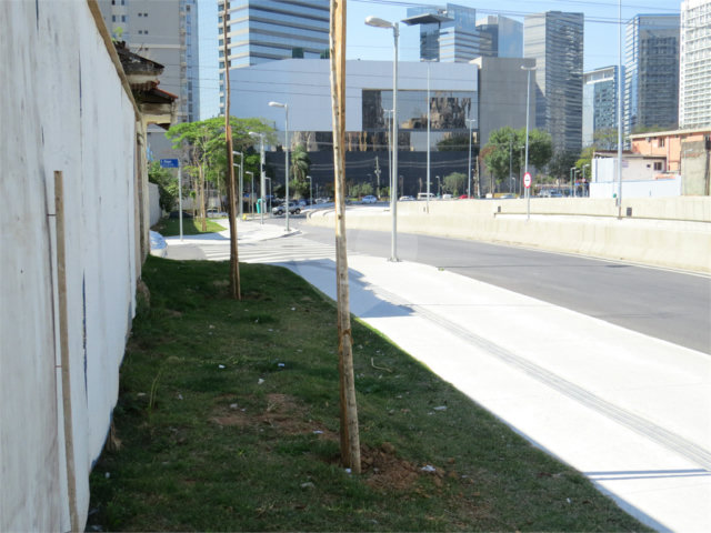 Terreno à venda em Chácara Santo Antônio (zona Sul), São Paulo, SP