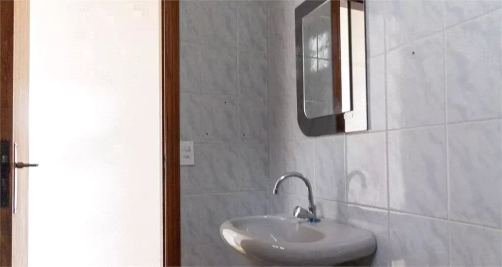 Casa à venda com 4 quartos, sendo 1 suíte,  em Vila Tiradentes, São Paulo, SP