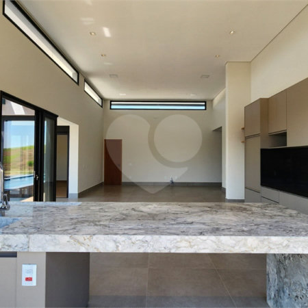 Casa à venda com 4 suítes no condomínio Campos de Santo Antônio II, Itu - SP