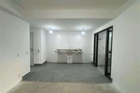 Apartamento à venda com 3 suítes em Jardim Aurélia, São Paulo, SP