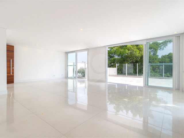 Casa à venda com 4 suítes no condomínio Villagio Quadrifolio, São Paulo - SP