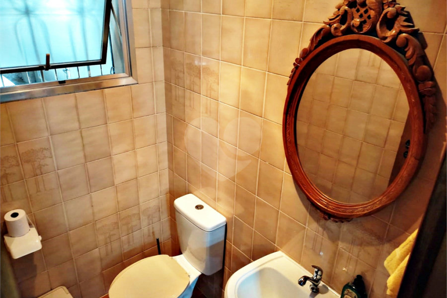 Sobrado à venda com 5 quartos, sendo 2 suítes, em Vila Nova Cachoeirinha, São Paulo, SP