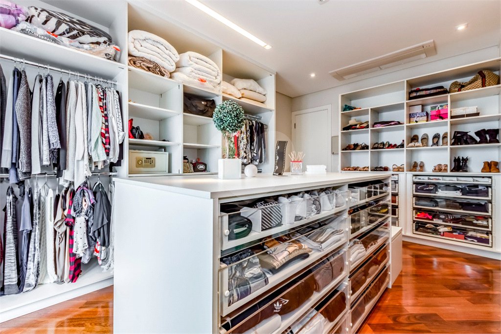 Apartamento à venda com 5 suítes em Jardim Anália Franco, São Paulo, SP