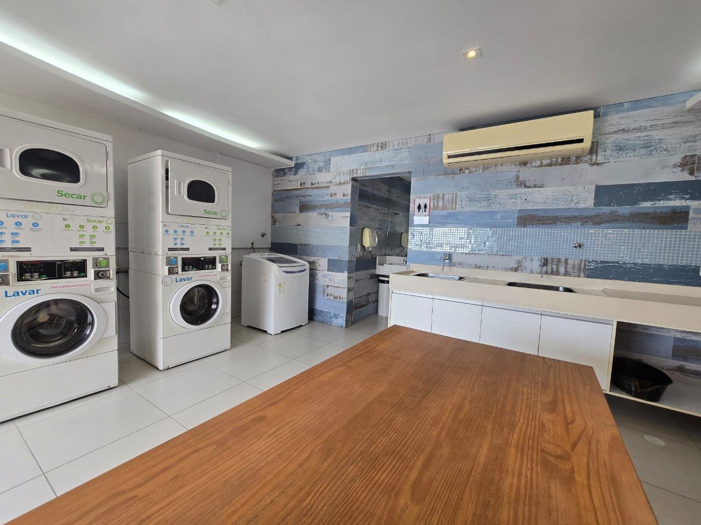 Apartamento com 1 dormitório, 45 m² - venda por R$ 670.000,00 ou aluguel por R$ 5.000,00/mês - Boqueirão - Santos/SP