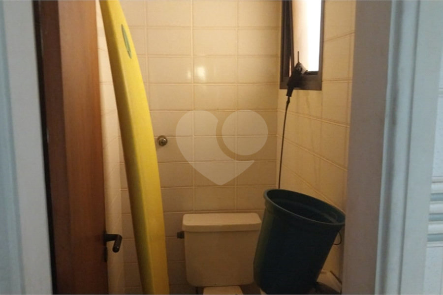 Apartamento à venda com 4 quartos, sendo 2 suítes, em Tombo, Guarujá, SP