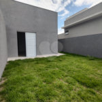 Casa térrea em Atibaia com 3 suítes, sala 2 ambientes, 2 vagas garagem, excelente localização, pronta para morar