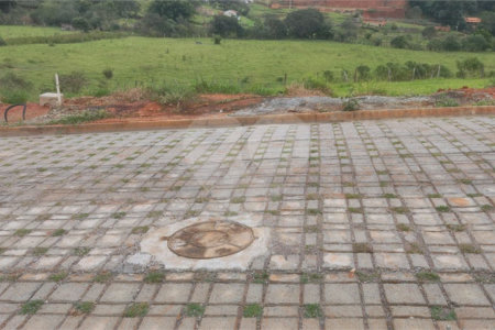 Terrenos de 300 metros em condomínio fechado e prontos para construir na região de Atibaia