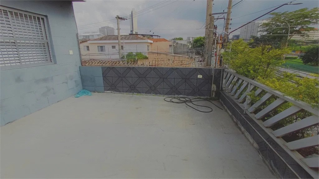 Sobrado à venda com 3 quartos em Bonfim, Osasco, SP