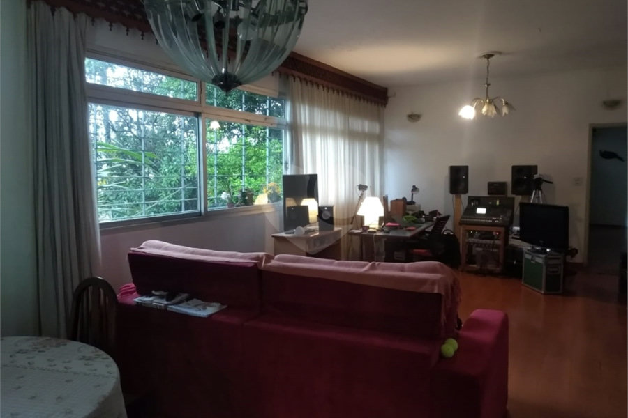 Casa Térrea à venda com 3 quartos, sendo 1 suíte, em Tremembé, São Paulo, SP
