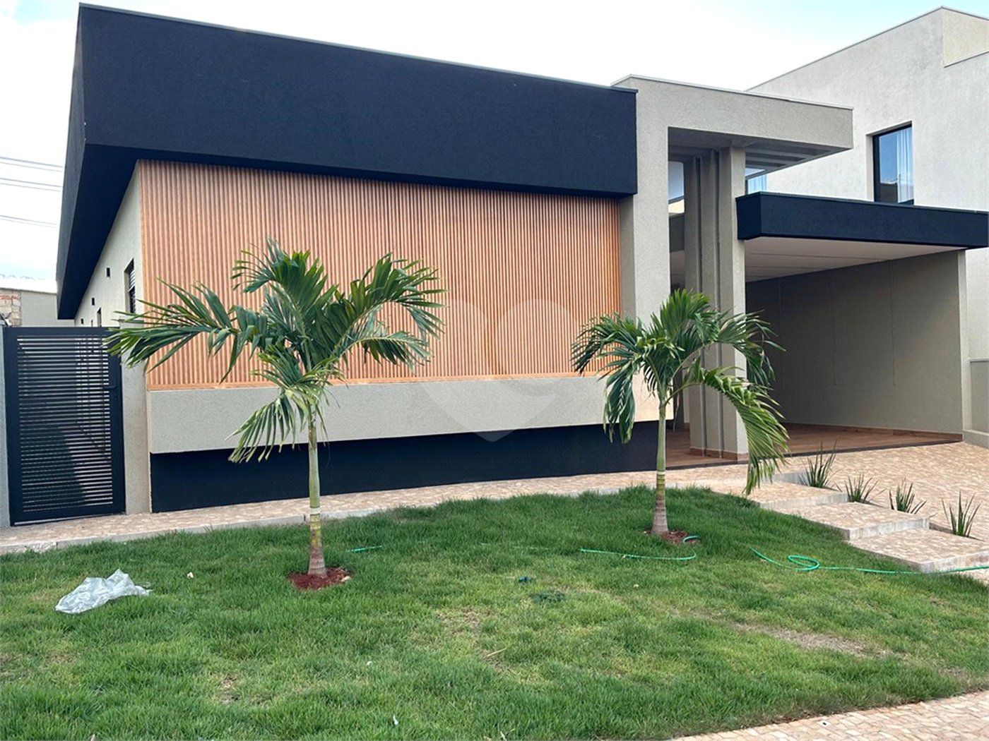 Casa Térrea à venda com 3 suítes no condomínio Residencial Terras de Siena, Ribeirão Preto - SP