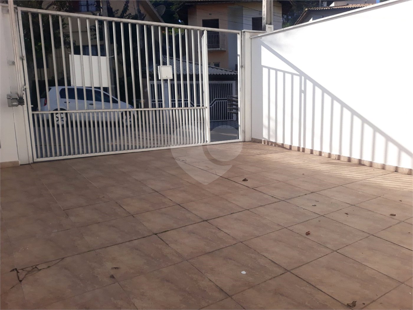 Sobrado para alugar com 3 quartos, sendo 1 suíte, em Esplanada Mendes Moraes, São Roque, SP