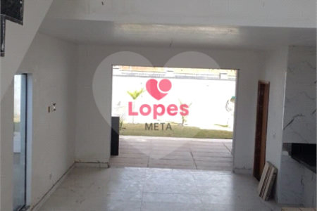 Casa à venda com 3 suítes no condomínio Reserva Aruanã, São José dos Campos - SP