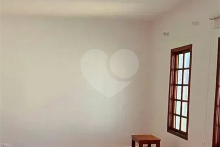 Sobrado à venda com 3 quartos, sendo 1 suíte, em City Recanto Anastácio, São Paulo, SP