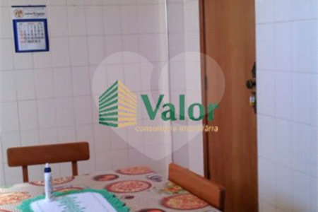 Apartamento com 3 dormitórios