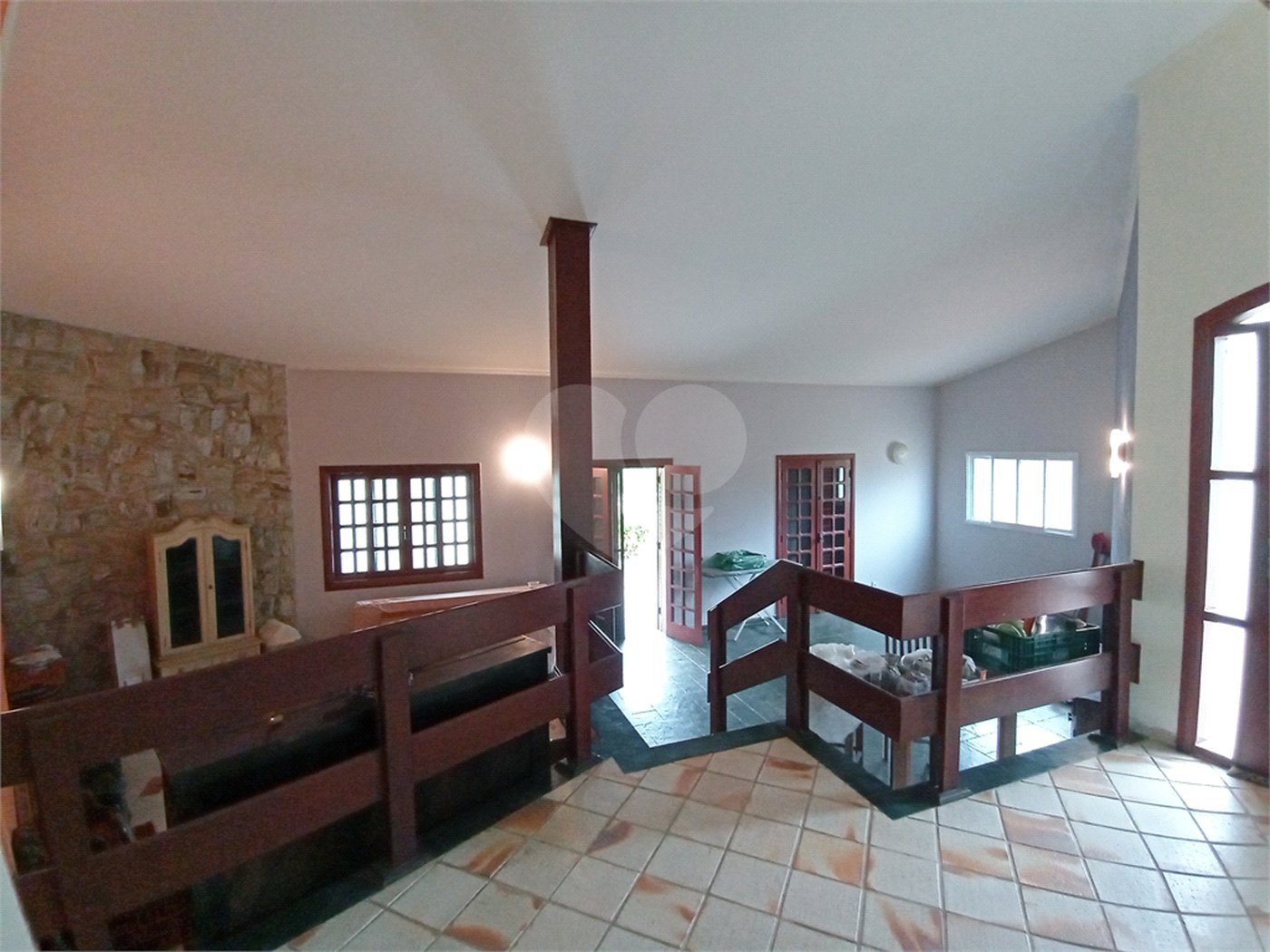 Casa à venda com 4 suítes no condomínio Estância Marambaia, Vinhedo - SP