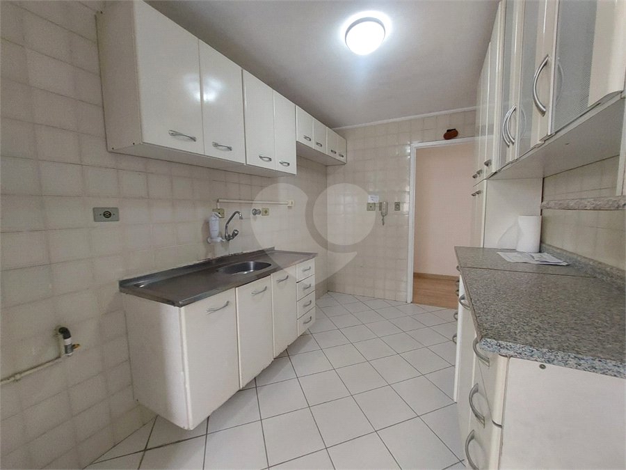Apartamento à venda com 3 quartos em Vila Ipojuca, São Paulo, SP