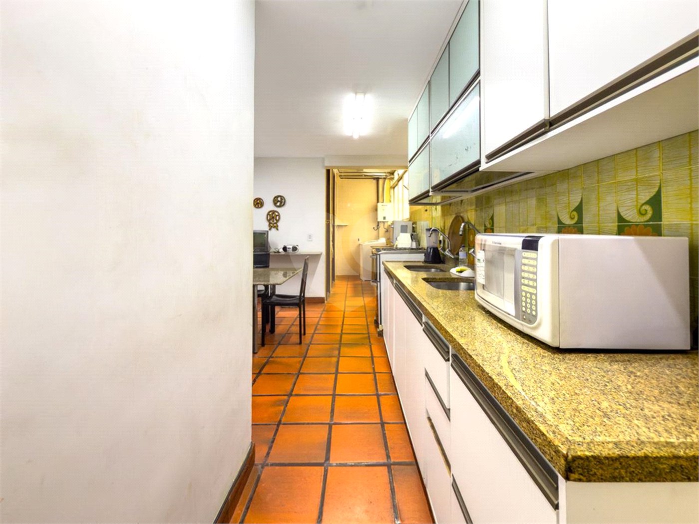 Apartamento à venda com 3 quartos, sendo 1 suíte,  em Lagoa, Rio de Janeiro, RJ