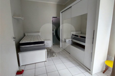 Casa à venda com 3 quartos, sendo 2 suítes, no Centro, Bom Jesus dos Perdões, SP