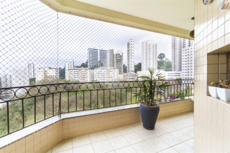 Apartamento à venda com 4 quartos, sendo 3 suítes, em Jardim Monte Kemel, São Paulo, SP