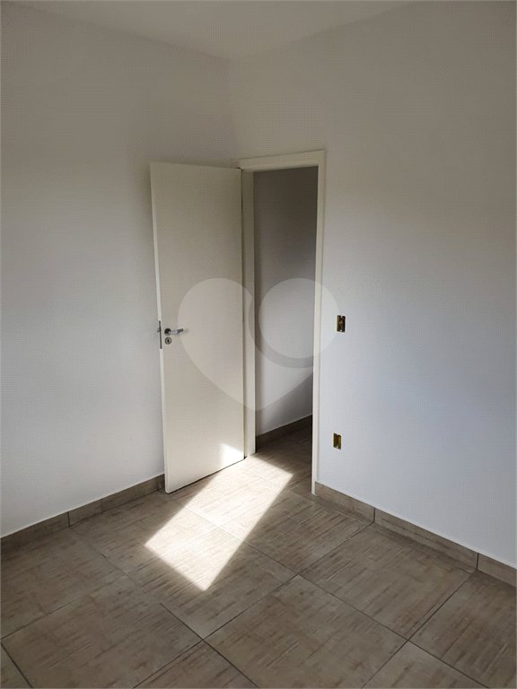 Sobrado à venda com 2 quartos em Vila Ponte Rasa, São Paulo, SP