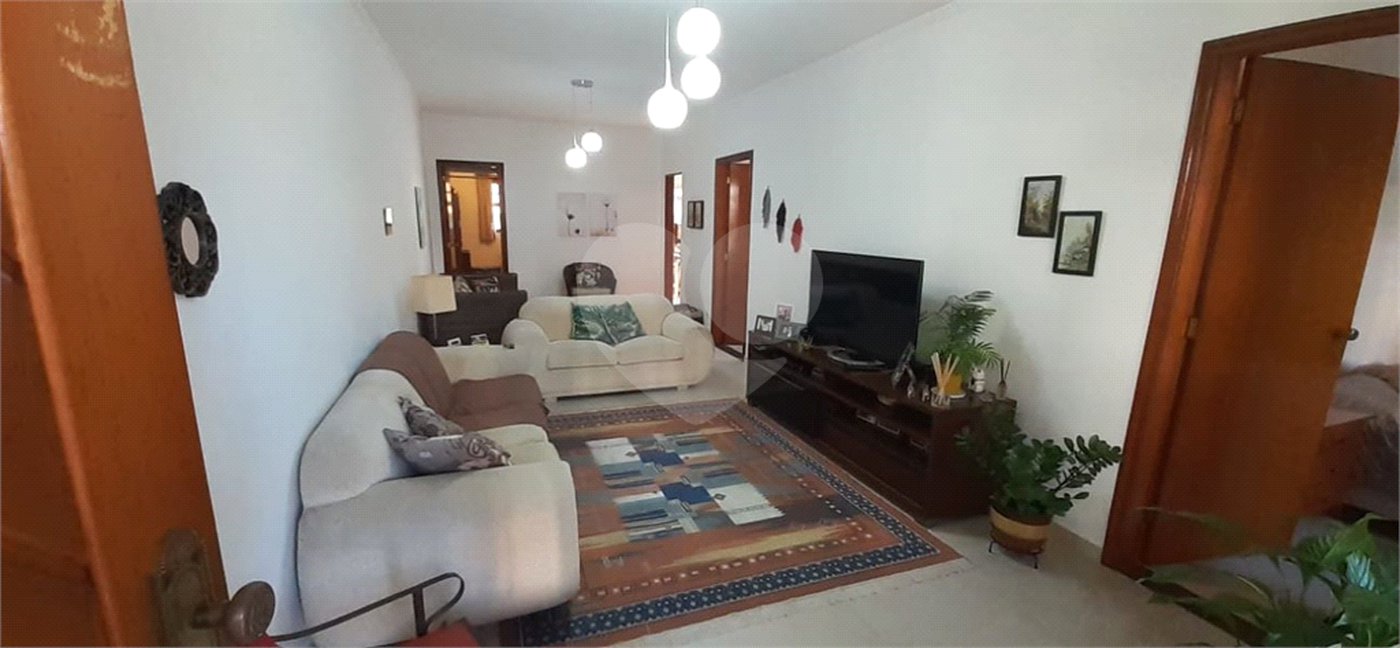 Sobrado à venda com 3 quartos em Água Fria, São Paulo, SP