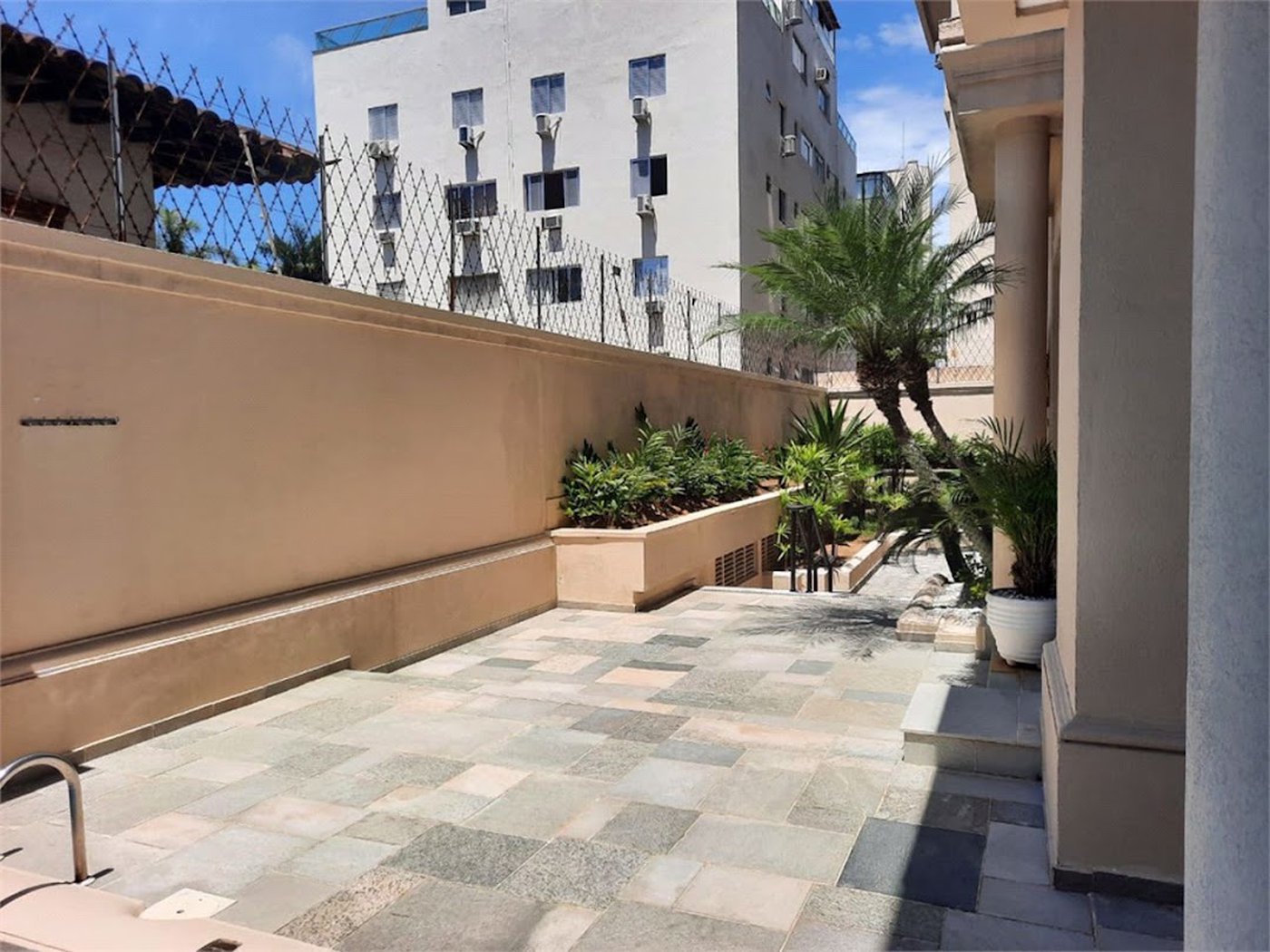 Apartamento Residencial à venda, Balneário Cidade Atlântica, Guarujá - AP1137.