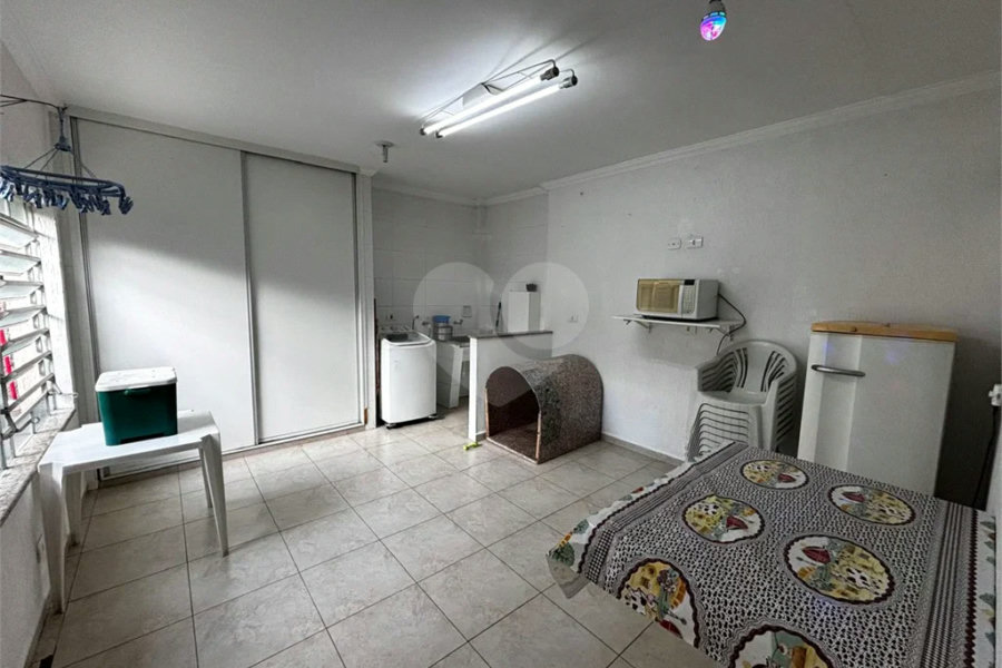Casa com 03 dormitórios e 04 vagas Parada Inglesa