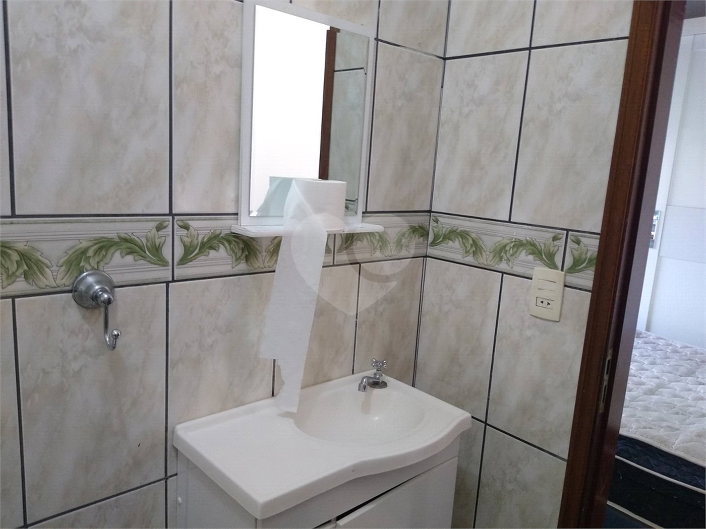 Sobrado à venda com 4 quartos, sendo 3 suítes,  em Vila Monumento, São Paulo, SP