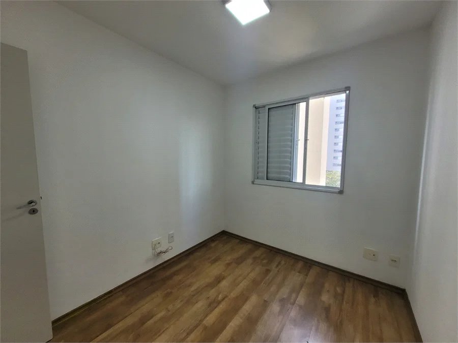 Apartamento à venda com 2 quartos em Vila Anastácio, São Paulo, SP