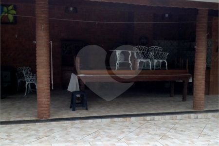 Chácara à venda com 3 quartos, sendo 1 suíte,  em Conjunto Habitacional Brás Cubas, Mogi das Cruzes, SP