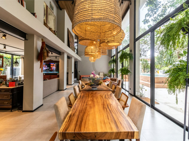 Casa à venda com 4 suítes no condomínio Granja do Morumbi, São Paulo - SP