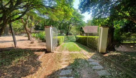 Chácara à venda com 3 quartos, sendo 1 suíte,  em Chácaras Alpina, Valinhos, SP