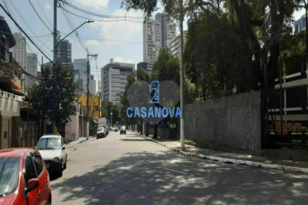 Casa à venda com 7 quartos em Santo Amaro, São Paulo, SP