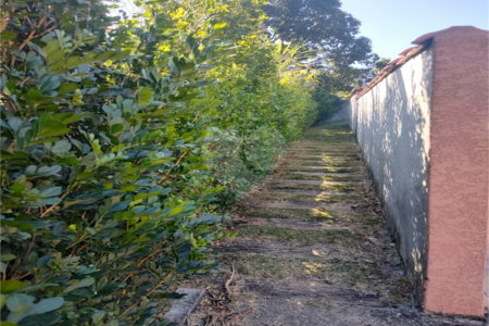 Chácara à venda com 4 quartos, sendo 1 suíte, em Chácaras Fernão Dias, Atibaia, SP