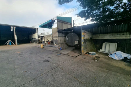Galpão Comercial para Locação no Jardim do Trevo em Campinas com 276 m² de Área Construída e Amplo Terreno