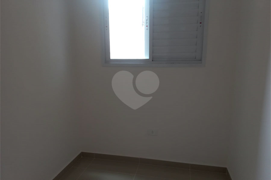 Casa à venda com 2 quartos no condomínio Residencial Sebastião de Freitas, São Paulo - SP