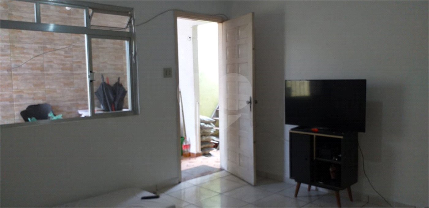 Casa Térrea à venda com 2 quartos em Vila Gustavo, São Paulo, SP