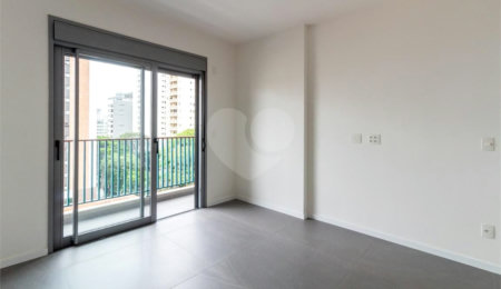Apartamento à venda com 1 quarto em Vila Uberabinha, São Paulo, SP