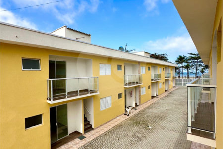 Apartamento à venda com 2 quartos, sendo 1 suíte, em Vista Linda, Bertioga, SP