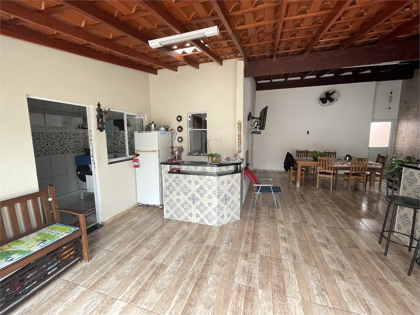 Casa à venda com 2 quartos, sendo 1 suíte, em Vila Angélica, Sorocaba, SP
