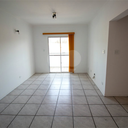 Apartamento à venda com 3 quartos, sendo 1 suíte, no Centro, São Roque, SP