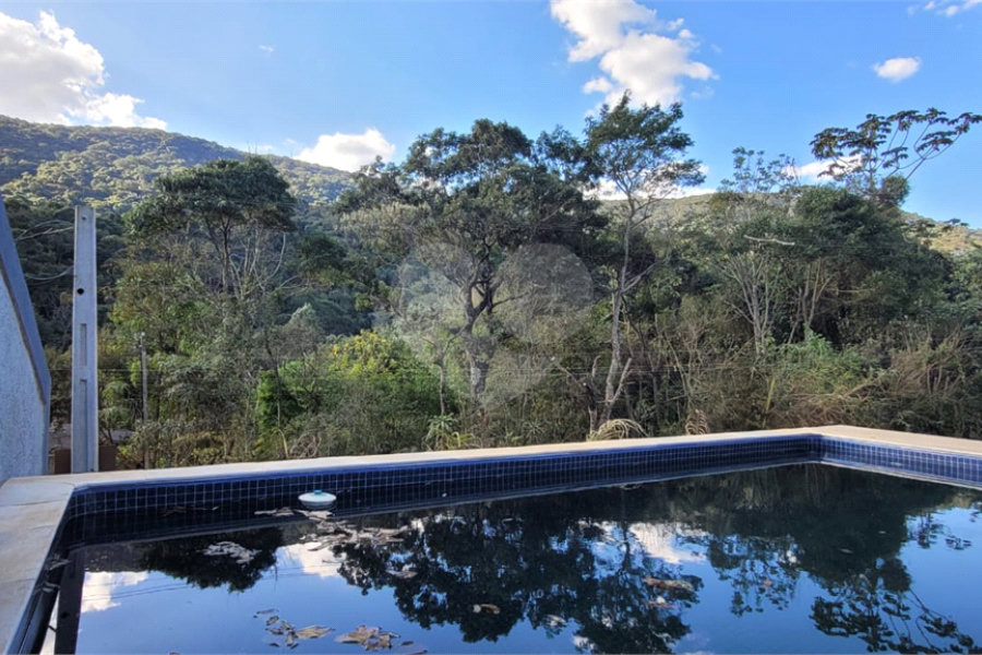Casa Térrea à venda com 3 quartos, sendo 1 suíte,  em Pedra Vermelha (terra Preta), Mairiporã, SP