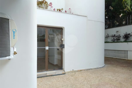 Apartamento à venda com 4 quartos, sendo 1 suíte,  em Brooklin Paulista, São Paulo, SP