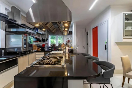 Casa à venda com 4 suítes no condomínio Ville D´asolo, São Paulo - SP