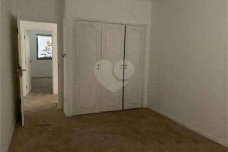 Cobertura à venda com 4 quartos, sendo 2 suítes,  em Santana, São Paulo, SP