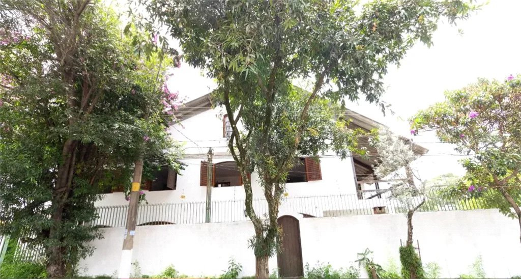 Casa à venda com 4 quartos, sendo 1 suíte,  em Vila Tiradentes, São Paulo, SP