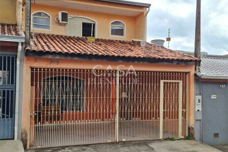 Sobrado à venda com 3 quartos em Jardim Califórnia, Sorocaba, SP