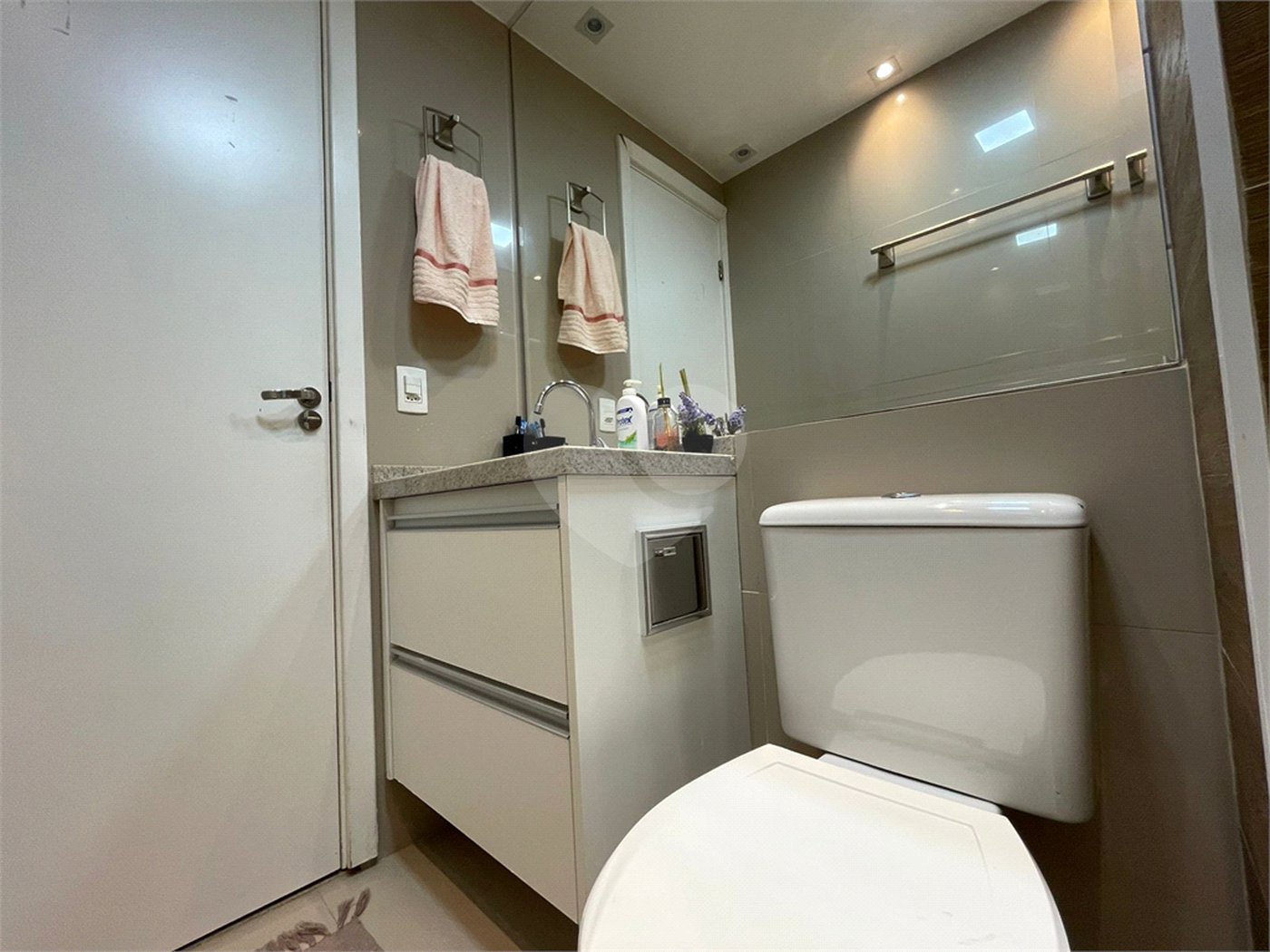 Apartamento à venda com 2 quartos em Parque Edu Chaves, São Paulo, SP